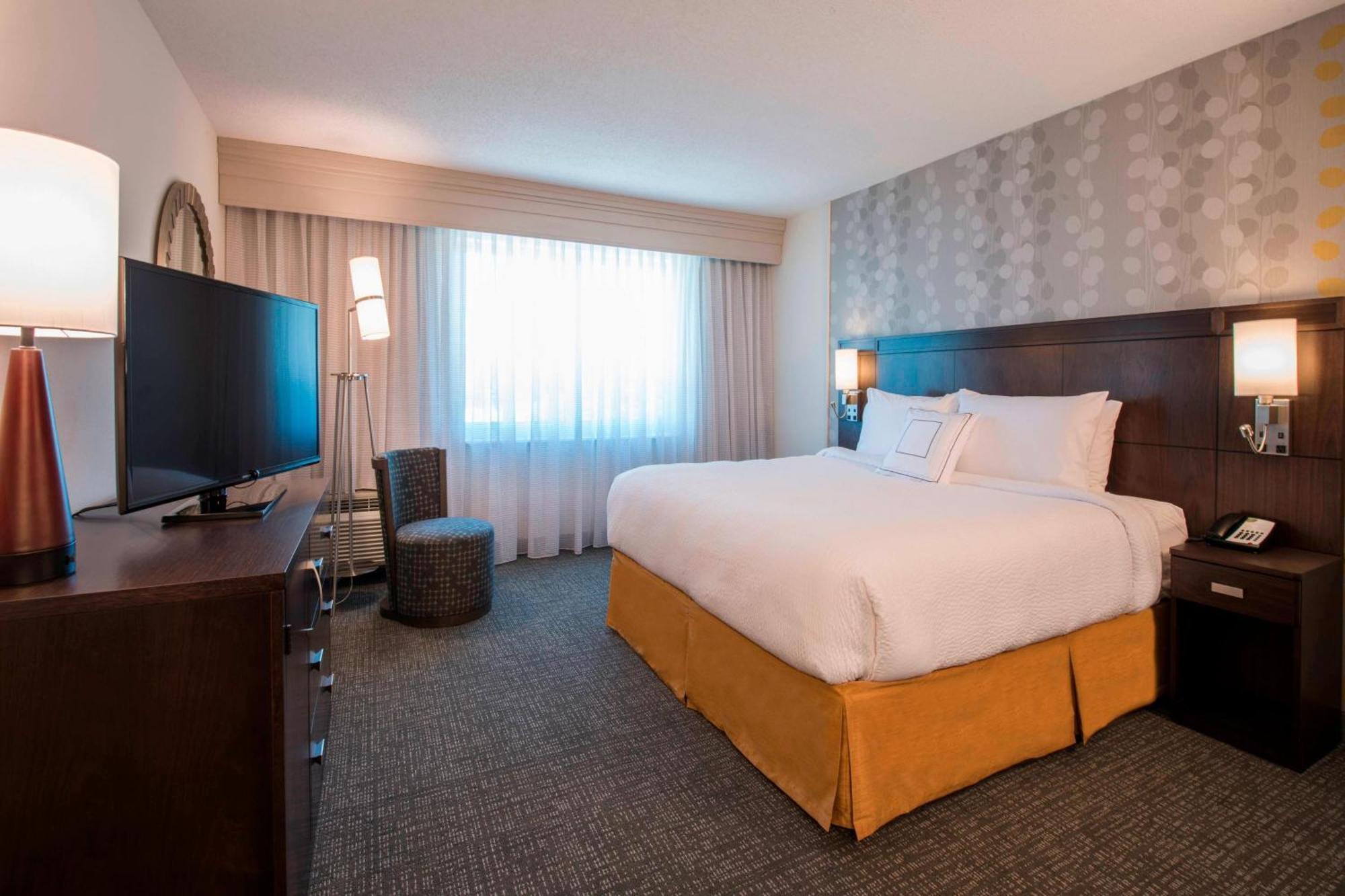 Courtyard By Marriott Columbus Otel Dış mekan fotoğraf