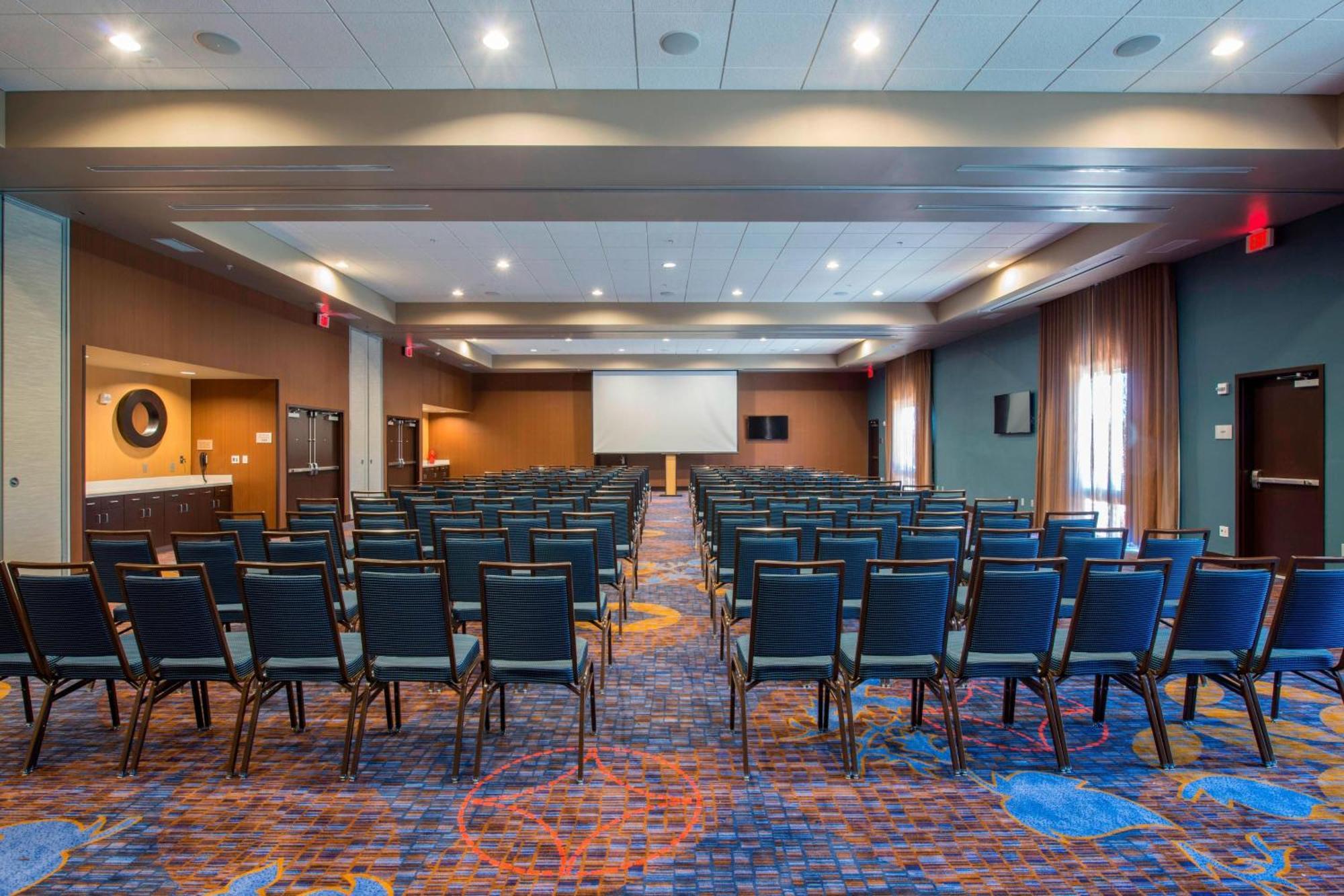 Courtyard By Marriott Columbus Otel Dış mekan fotoğraf