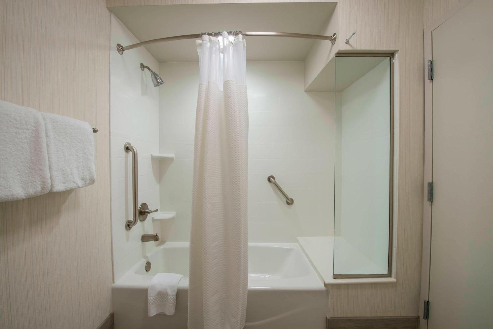 Courtyard By Marriott Columbus Otel Dış mekan fotoğraf