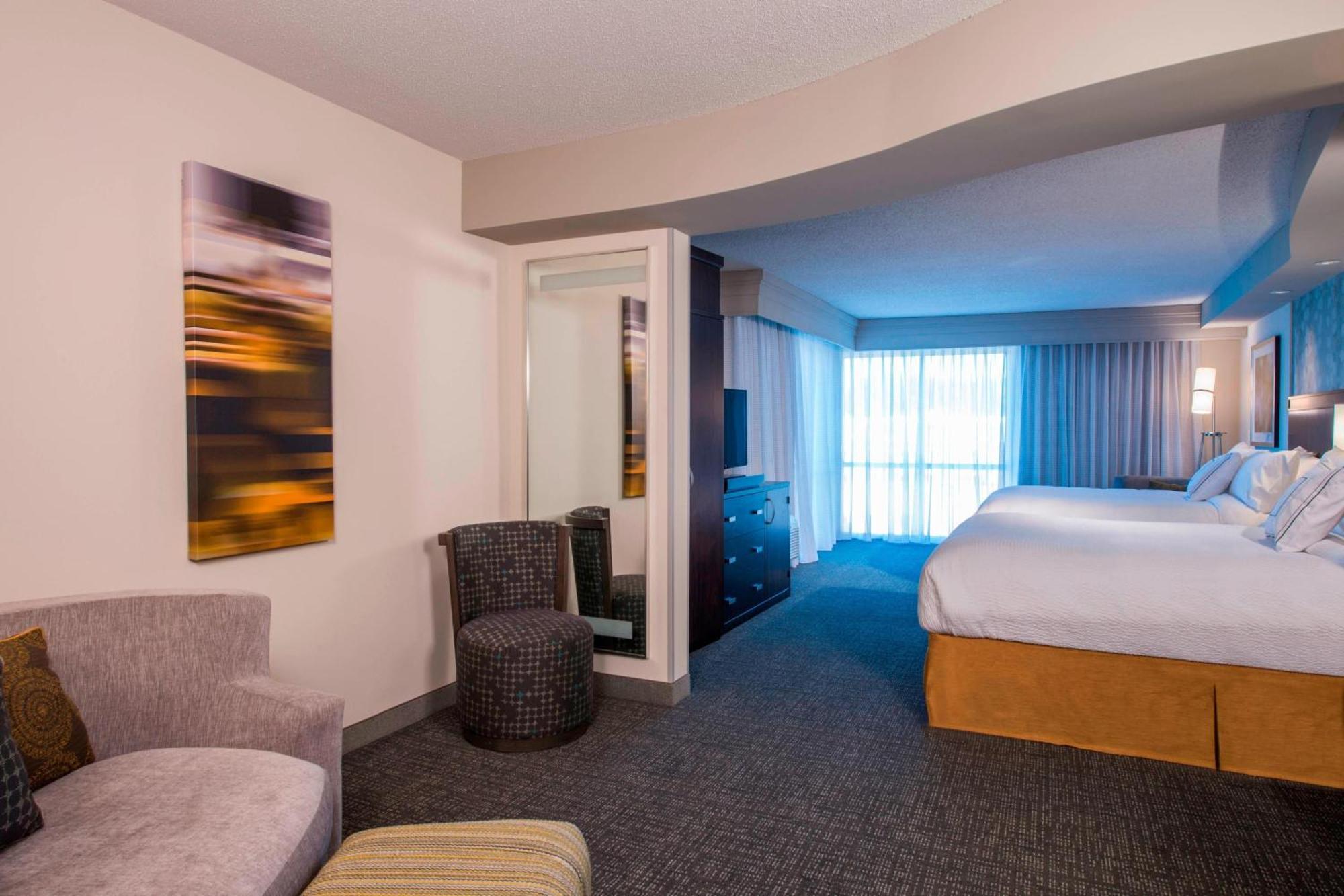 Courtyard By Marriott Columbus Otel Dış mekan fotoğraf